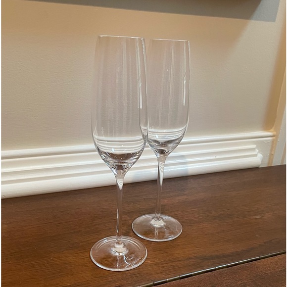Tiffany & Co. Dining Pair Of Tiffany Co Champagne Flutes Toasting